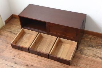 アンティーク家具　和製アンティーク　古い木製の和風なローボード