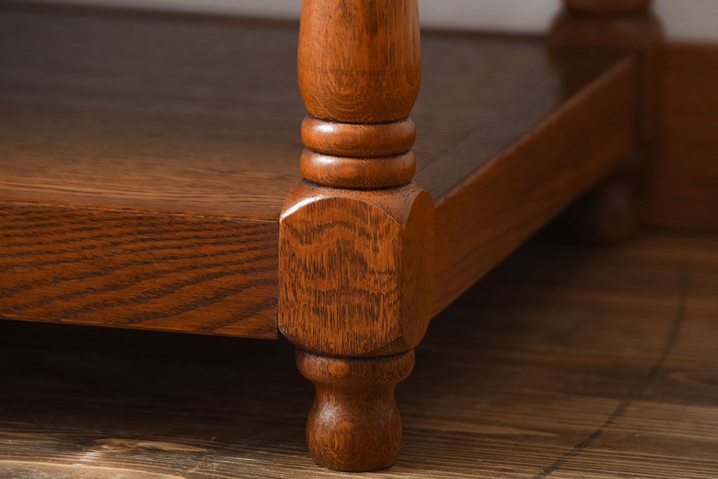 中古　コスガ(KOSUGA)製　ナラ材のセンターテーブル