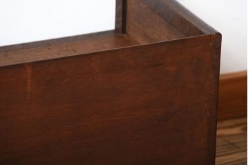 アンティーク家具　和製アンティーク　古い木製のシンプルな机(飾り棚)