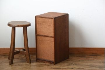 レトロ家具　昭和レトロ　ネームプレート付き!古いナラ材のアンティーク小引き出し