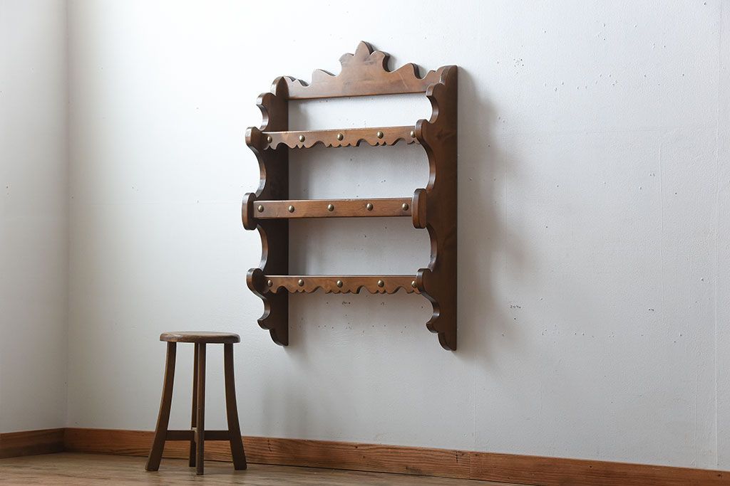 中古　木製のおしゃれなウォールラック(壁掛け飾り棚)