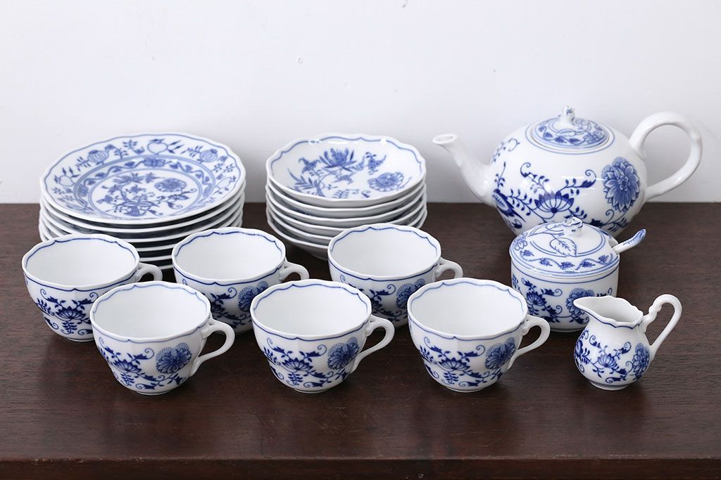 アンティーク雑貨　BOHEMIA(ボヘミア)ブルーオニオン　カップ・ポットなど洋食器セット