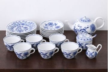 アンティーク雑貨　BOHEMIA(ボヘミア)ブルーオニオン　カップ・ポットなど洋食器セット