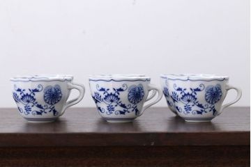 アンティーク雑貨　BOHEMIA(ボヘミア)ブルーオニオン　カップ・ポットなど洋食器セット
