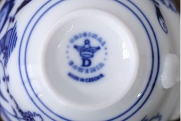 アンティーク雑貨　BOHEMIA(ボヘミア)ブルーオニオン　カップ・ポットなど洋食器セット