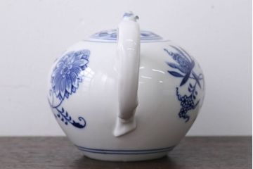 アンティーク雑貨　BOHEMIA(ボヘミア)ブルーオニオン　カップ・ポットなど洋食器セット