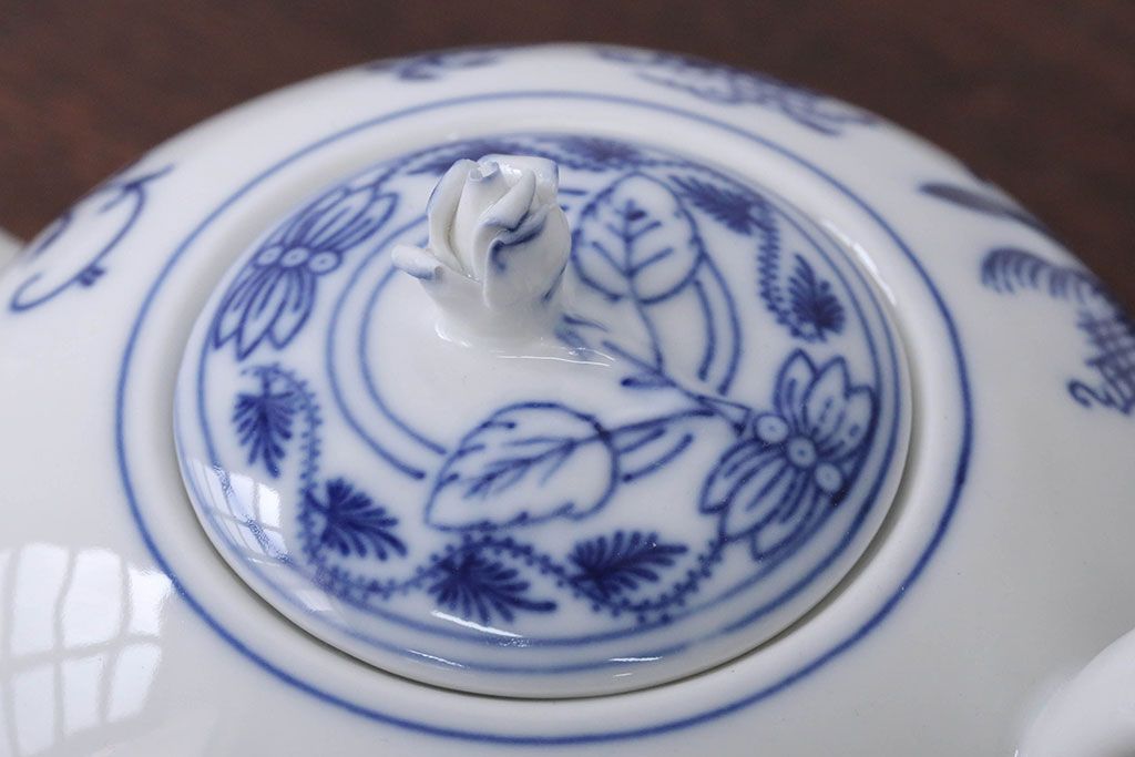 アンティーク雑貨　BOHEMIA(ボヘミア)ブルーオニオン　カップ・ポットなど洋食器セット