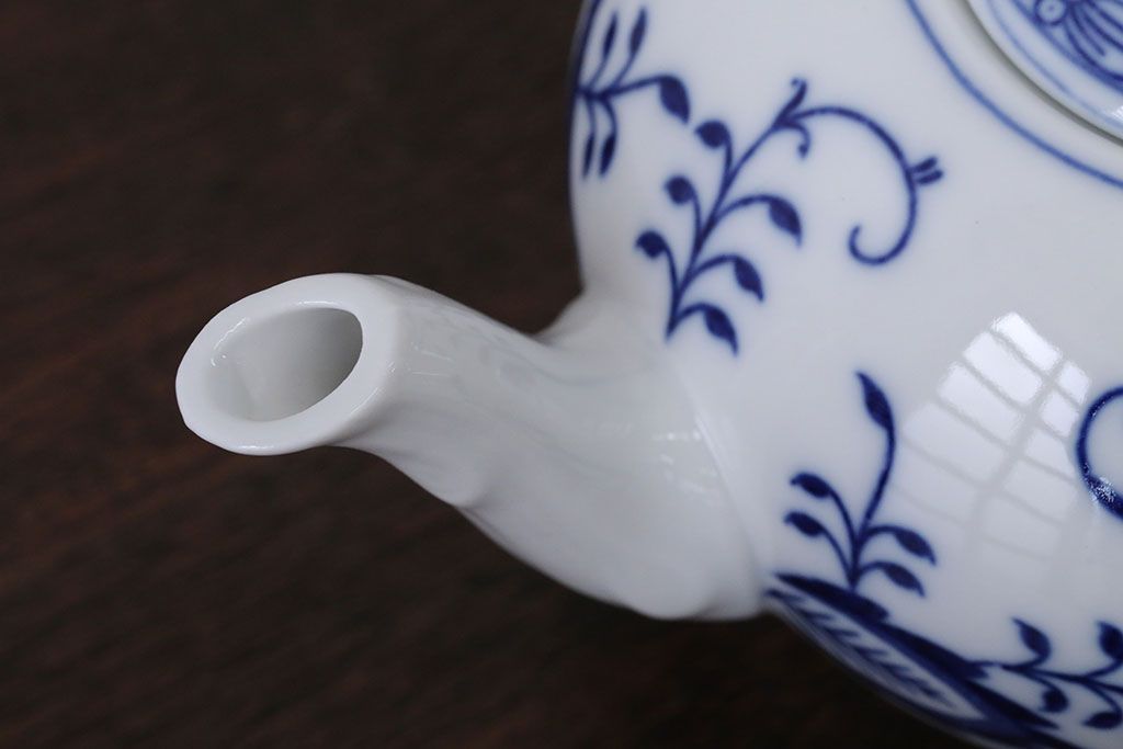 アンティーク雑貨　BOHEMIA(ボヘミア)ブルーオニオン　カップ・ポットなど洋食器セット