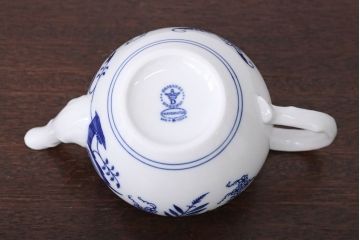 アンティーク雑貨　BOHEMIA(ボヘミア)ブルーオニオン　カップ・ポットなど洋食器セット