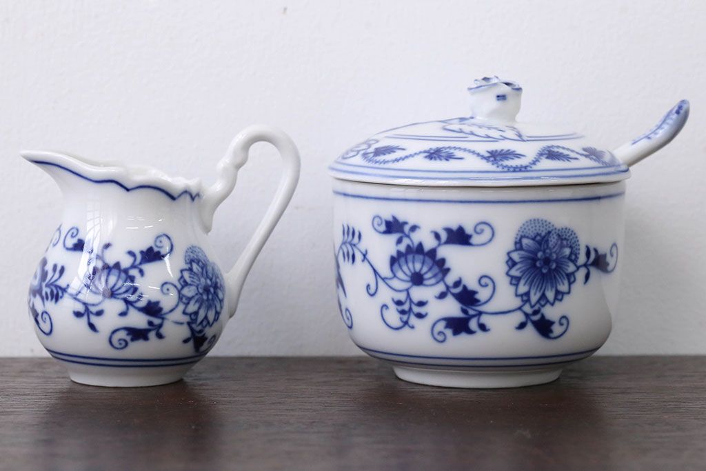 アンティーク雑貨　BOHEMIA(ボヘミア)ブルーオニオン　カップ・ポットなど洋食器セット