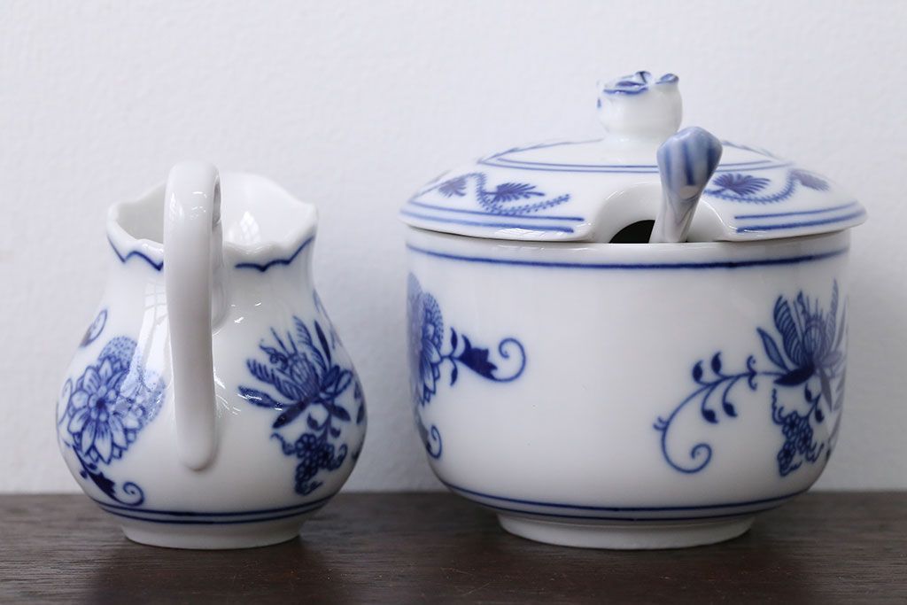 アンティーク雑貨　BOHEMIA(ボヘミア)ブルーオニオン　カップ・ポットなど洋食器セット