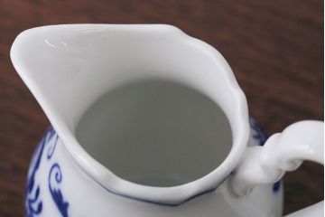 アンティーク雑貨　BOHEMIA(ボヘミア)ブルーオニオン　カップ・ポットなど洋食器セット