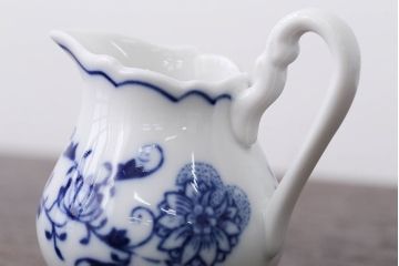 アンティーク雑貨　BOHEMIA(ボヘミア)ブルーオニオン　カップ・ポットなど洋食器セット