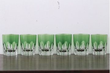 アンティーク雑貨　大正〜昭和初期・緑切子グラス6個(カットガラス)