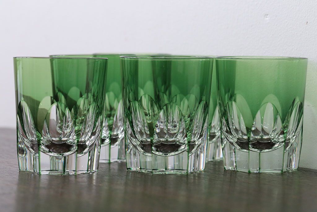 アンティーク雑貨　大正〜昭和初期・緑切子グラス6個(カットガラス)