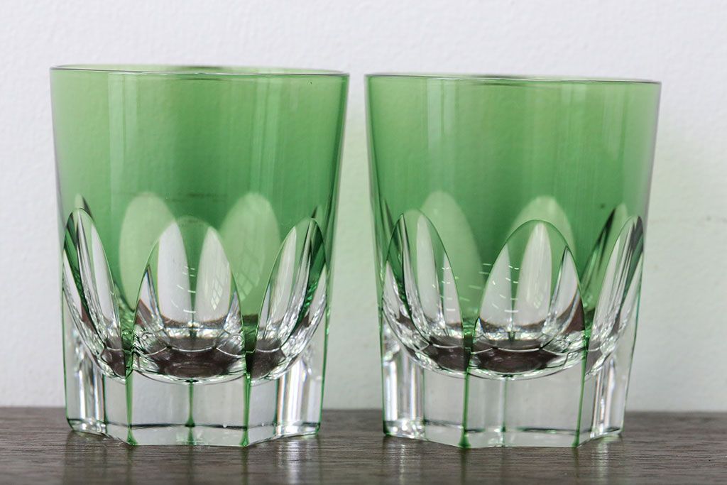 アンティーク雑貨　大正〜昭和初期・緑切子グラス6個(カットガラス)