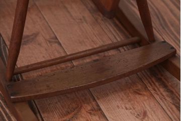 アンティーク家具　イギリスアンティーク かわいいロッキングホースチェア