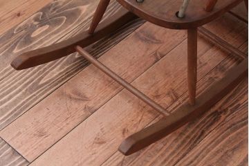 アンティーク家具　イギリスアンティーク かわいいロッキングホースチェア