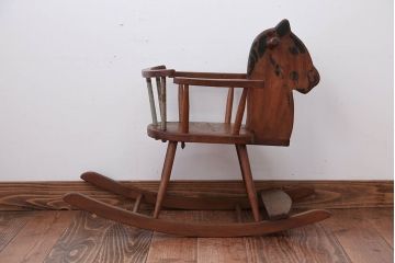 アンティーク家具　イギリスアンティーク かわいいロッキングホースチェア