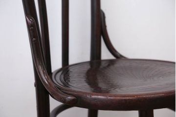 アンティーク家具　イギリスアンティーク シンプルなベントウッドチェア(2)