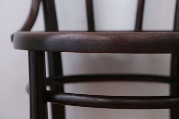 アンティーク家具　イギリスアンティーク　シンプルなベントウッドチェア(3)