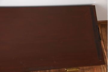 アンティーク家具　アンティーク　前面欅材のシンプルなローチェスト(1)