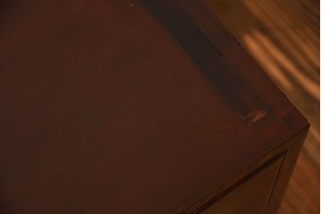 アンティーク家具　アンティーク　前面欅材のシンプルなローチェスト(1)