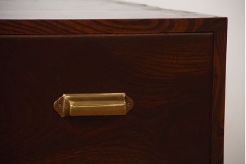 アンティーク家具　アンティーク　前面欅材のシンプルなローチェスト(1)