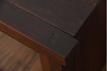 アンティーク家具　和製アンティーク　古い木製のモールガラス引き戸収納棚(1)