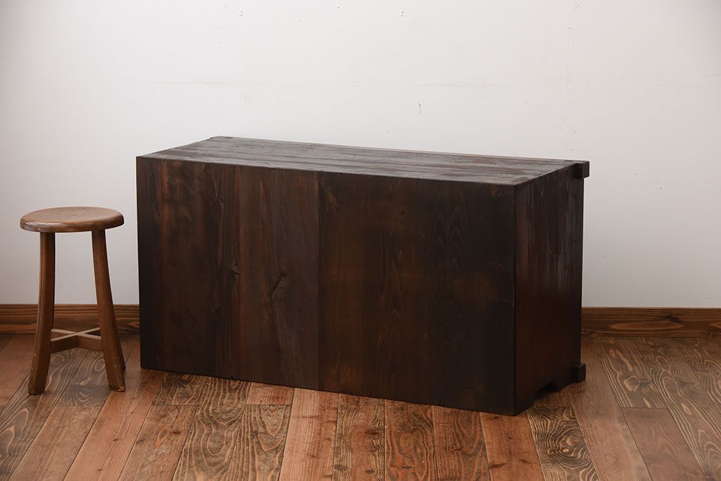 アンティーク家具　和製アンティーク　古い木製のモールガラス引き戸収納棚(1)