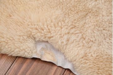 アンティーク雑貨　ビンテージ　高級感あふれるムートンのラグマット2枚セット