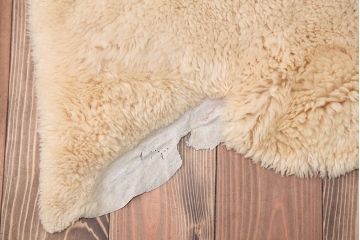 アンティーク雑貨　ビンテージ　高級感あふれるムートンのラグマット2枚セット