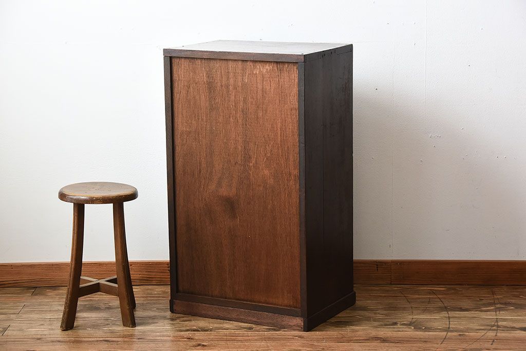 アンティーク家具　和製アンティーク　ダイヤル金具付き!古い木製の重厚な収納棚