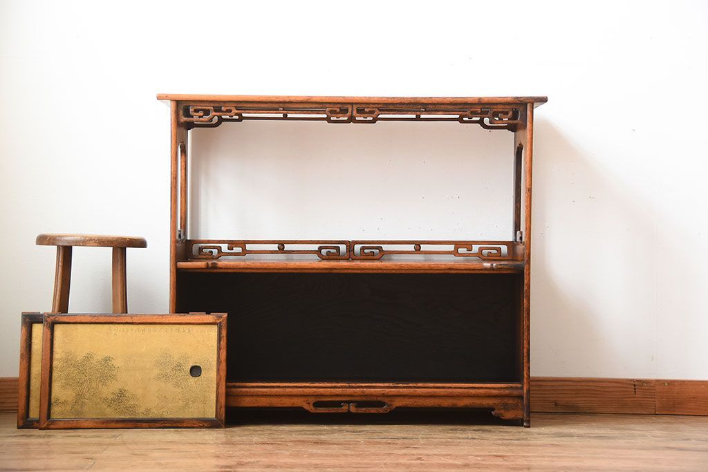 アンティーク家具　古民具・骨董　戸棚付き!オリエンタルな飾り棚