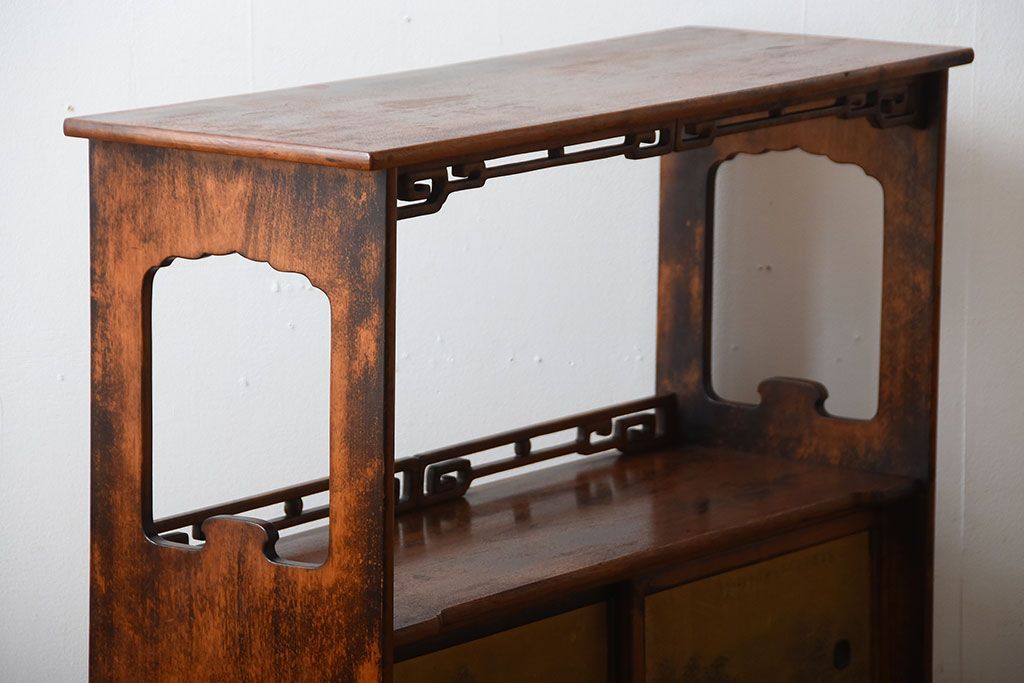 アンティーク家具　古民具・骨董　戸棚付き!オリエンタルな飾り棚