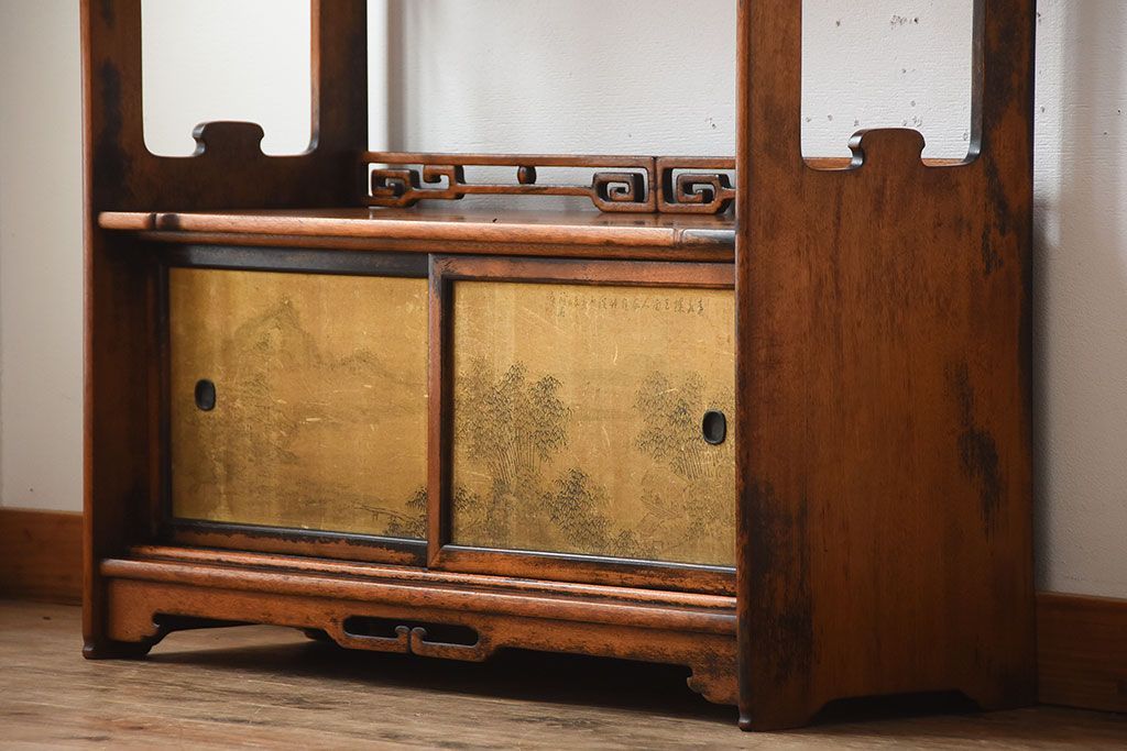 アンティーク家具　古民具・骨董　戸棚付き!オリエンタルな飾り棚