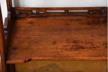 アンティーク家具　古民具・骨董　戸棚付き!オリエンタルな飾り棚