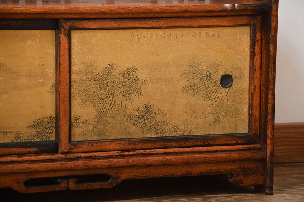 アンティーク家具　古民具・骨董　戸棚付き!オリエンタルな飾り棚