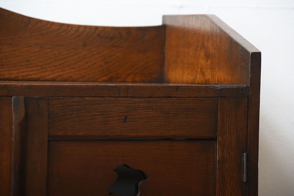 レトロ家具　昭和レトロ　引き出し2杯付き!古い栓材の小ぶりな本箱