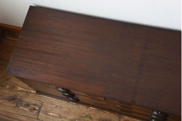 アンティーク家具　和製アンティーク　ネームプレート付き!12杯引き出しのローボード(テレビボード)