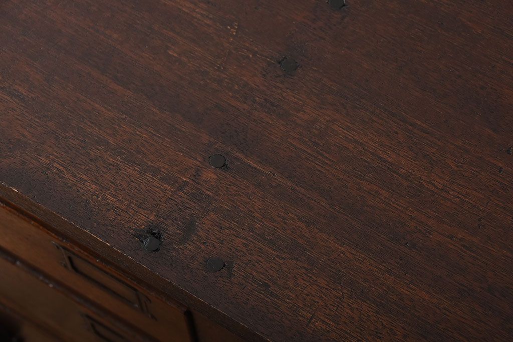 アンティーク家具　和製アンティーク　ネームプレート付き!12杯引き出しのローボード(テレビボード)