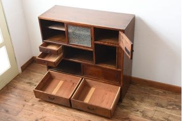 アンティーク家具　和製アンティーク　結霜ガラス入り!欅の無垢材の収納棚