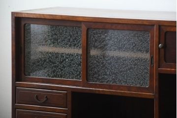 アンティーク家具　和製アンティーク　結霜ガラス入り!欅の無垢材の収納棚