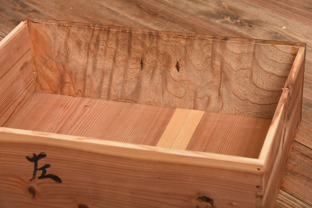 アンティーク家具　和製アンティーク　結霜ガラス入り!欅の無垢材の収納棚