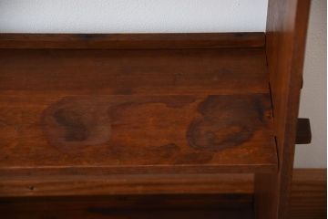 レトロ家具　昭和レトロ　古い栓材の楔式アンティーク本棚(飾り棚)