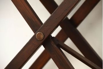 アンティーク家具　イギリスアンティーク　古い木製のアイロン台