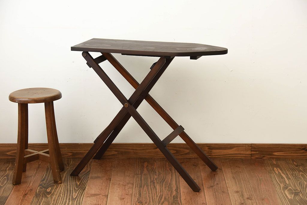 イギリスアンティークアイロン台 イギリスアンティーク 木製 アイロン台 タオルラック/UK Antique