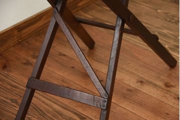 アンティーク家具　イギリスアンティーク　古い木製のアイロン台