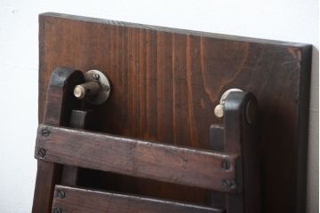 アンティーク家具　イギリスアンティーク　古い木製のアイロン台