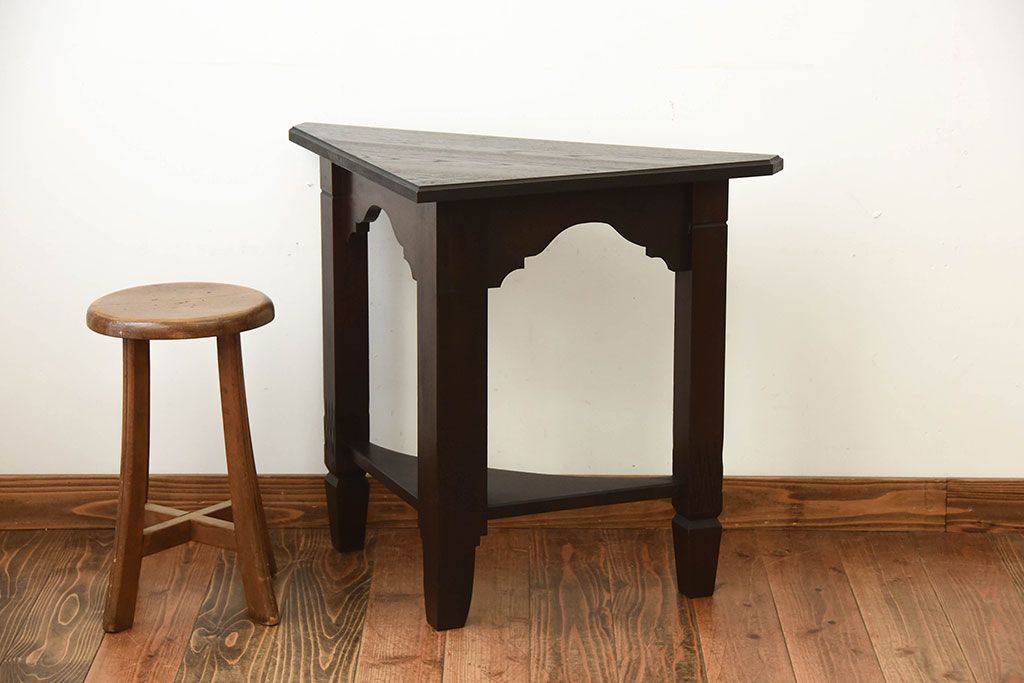 アンティーク雑貨　和製アンティーク　使い方自由自在!コーナーテーブル(4)